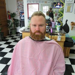 WT's Military Cuts - Beard trim front view