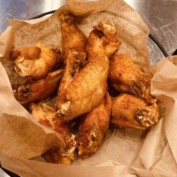 Big Kahuna Wings - Traditional wings - Burgers Near Me - Maryville, Tennessee