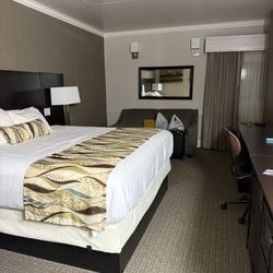 University Inn - Utah State University