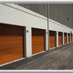 Leo Movers & Storage