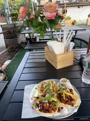 La Capital Tacos by null