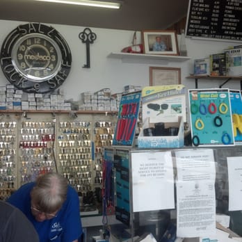 Salz Lock & Safe - Inside the store.......... - Keys & Locksmiths Near Me - Honolulu, Hawaii Salz Lock & Safe - Inside the store.......... - Keys & Locksmiths Near Me - Honolulu, Hawaii