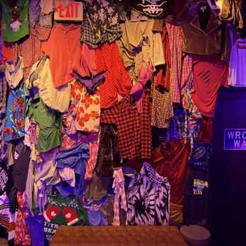 Dirty Laundry - Interior decor - Speakeasies Near Me - Fort Worth, Texas