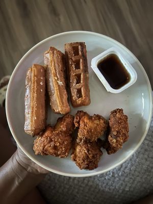 Dave's Hot Chicken by null