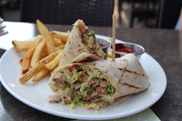 Houlihan's by null