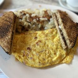 Break Time Family Restaurant & Dine - Ham and cheddar omelette