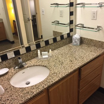 Residence Inn Boston Cambridge - Bathroom - Hotels Near Me - Cambridge, Massachusetts Residence Inn Boston Cambridge - Bathroom - Hotels Near Me - Cambridge, Massachusetts