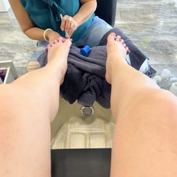 Pedi time