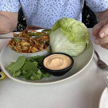 Moxies - Lettuce wraps - Cocktail Bars Near Me - Dallas, Texas Moxies - Lettuce wraps - Cocktail Bars Near Me - Dallas, Texas