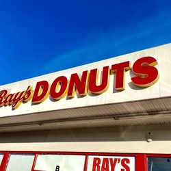 Ray’s Donuts - Store front.