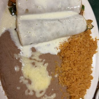 La Perla Tapatia - Vegetarian enchiladas - Mexican Near Me - Collierville, Tennessee La Perla Tapatia - Vegetarian enchiladas - Mexican Near Me - Collierville, Tennessee