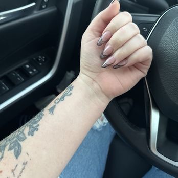 D'or Nail Lounge - Acrylic set - Nail Salons Near Me - Temecula, California