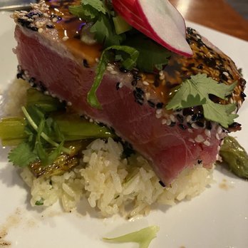 Apollo Grill - Sesame crusted ahi tuna - American Near Me - Bethlehem, Pennsylvania Apollo Grill - Sesame crusted ahi tuna - American Near Me - Bethlehem, Pennsylvania