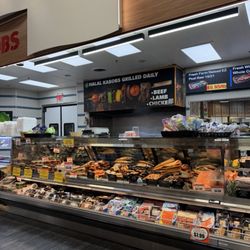 Naperville Fresh Market - Meat case is pretty solid @veefoodlife