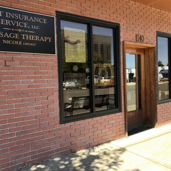 Pure Muscle Therapy - Entrance - Massage Therapy Near Me - Dallas, Oregon Pure Muscle Therapy - Entrance - Massage Therapy Near Me - Dallas, Oregon