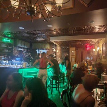 Green Hour Cocktail & Absinthe Lounge