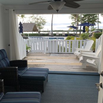Coconut Palm Inn - Room 8 - Hotels Near Me - Tavernier, Florida