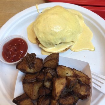 Market Lunch - The Crab Cake Benedict - New American Near Me - Washington, DC, District of Columbia Market Lunch - The Crab Cake Benedict - New American Near Me - Washington, DC, District of Columbia
