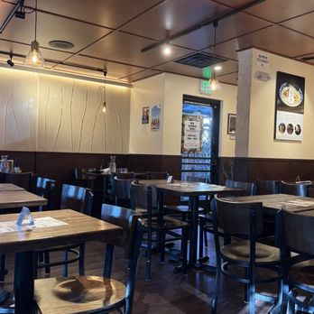 Hinodeya - Newark - Interior - Ramen Near Me - Newark, California