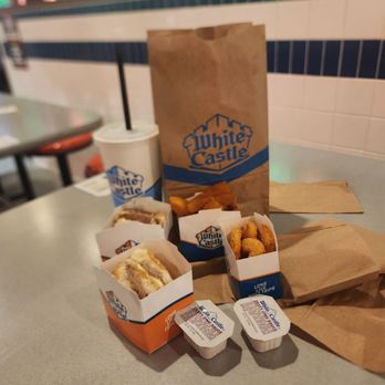 White Castle - DOUBLE CHEESE SLIDER CAL 300-330 CHEESE SLIDER CAL 170-180 CHICKEN RINGS CAL 320/470/1050 - Fast Food Near Me - Las Vegas, Nevada White Castle - DOUBLE CHEESE SLIDER CAL 300-330 CHEESE SLIDER CAL 170-180 CHICKEN RINGS CAL 320/470/1050 - Fast Food Near Me - Las Vegas, Nevada