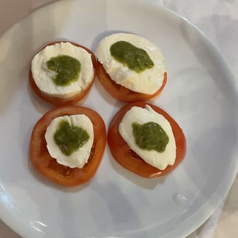 Bella Italia - Mozzarella caprese with no fresh basil and poor presentation. - Italian Near Me - Reno, Nevada Bella Italia - Mozzarella caprese with no fresh basil and poor presentation. - Italian Near Me - Reno, Nevada