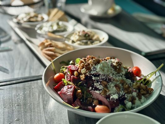 Lokanta Grill & Bar by null