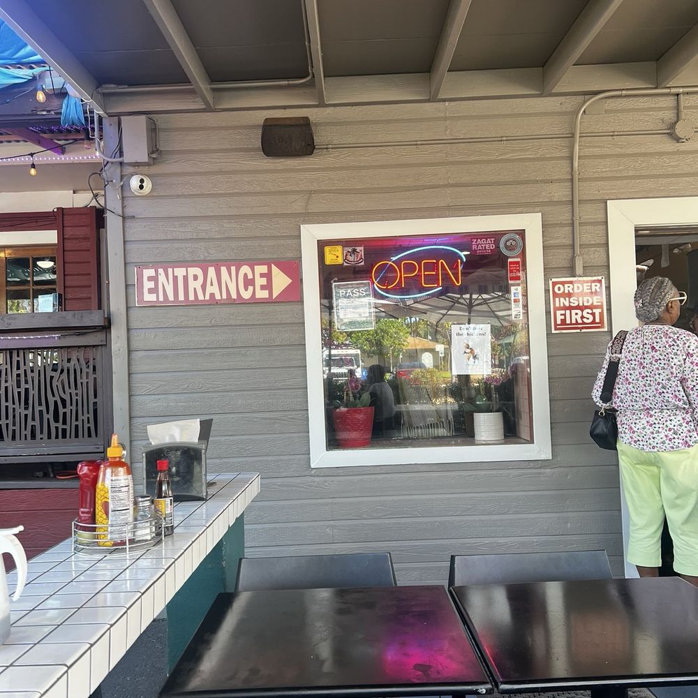 Kihei Caffe - Outside - Hawaiian Near Me - Kihei, Hawaii Kihei Caffe - Outside - Hawaiian Near Me - Kihei, Hawaii