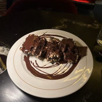 EVELYN - Lounges Near Me - Dallas, Texas