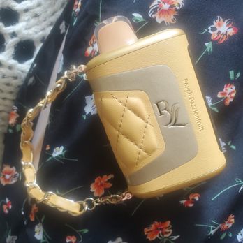 Xylo - RYL peach passionfruit vape purse - Head Shops Near Me - Portland, Oregon Xylo - RYL peach passionfruit vape purse - Head Shops Near Me - Portland, Oregon