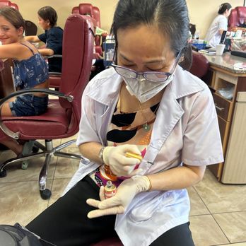 Mingee's Nails & Spa - Nail Salons Near Me - San Clemente, California