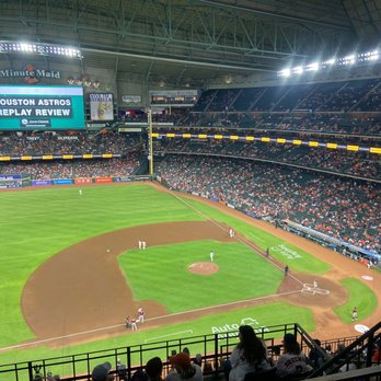 Daikin Park - Stadiums & Arenas Near Me - Houston, Texas