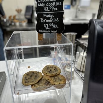 Bloomfield Creamery - Cookies - Ice Cream & Frozen Yogurt Near Me - Pasadena, California