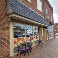 Corbin's Confections - The red brick building is very warm and inviting.