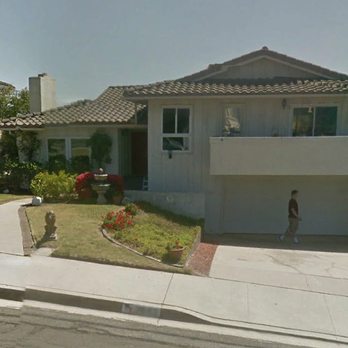 System Pavers - Before System Pavers - brown lawn and cracked concrete driveway. - Masonry/Concrete Near Me - San Marcos, California System Pavers - Before System Pavers - brown lawn and cracked concrete driveway. - Masonry/Concrete Near Me - San Marcos, California