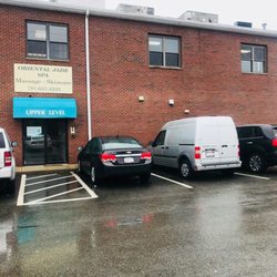 Canna Care Docs - Waltham Clinic Entrance
