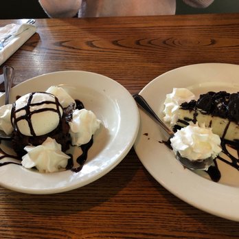 Hickory Tavern - Oreo cheesecake and Brownie with vanilla ice cream! - American Near Me - Gastonia, North Carolina Hickory Tavern - Oreo cheesecake and Brownie with vanilla ice cream! - American Near Me - Gastonia, North Carolina