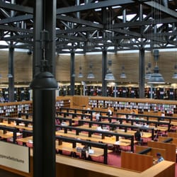 Humboldt Universität zu Berlin - Campus Adlershof - Lesesaal der Bibliothek