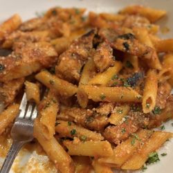 Frank's Place - Penne with chicken and mushrooms