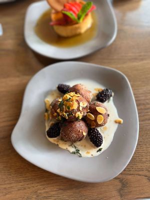 Paladar Latin Kitchen & 610 SOCIAL Bar + Lounge by null