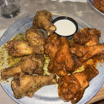 Pluckers Wing Bar - Shepherd - Spicy Lemon Pepper and Lemon pepper dry rub - Chicken Wings Near Me - Houston, Texas Pluckers Wing Bar - Shepherd - Spicy Lemon Pepper and Lemon pepper dry rub - Chicken Wings Near Me - Houston, Texas