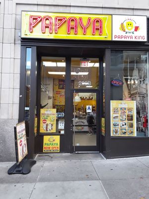 Papaya King by null