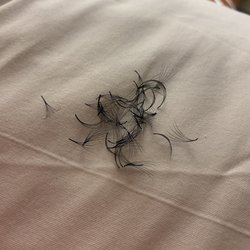 Amazing Lash Studio - My lashes that fell out after the first time washing them (I waited the 24 hours suggested).