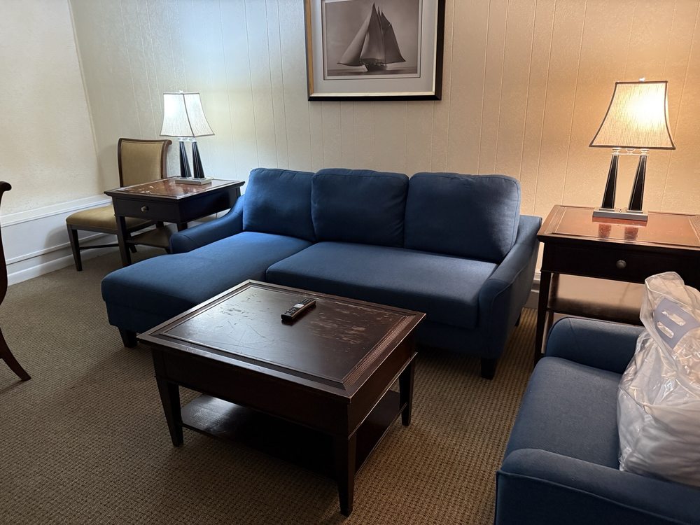 Navy Gateway Inn & Suites - social services organization in Annapolis, MD
