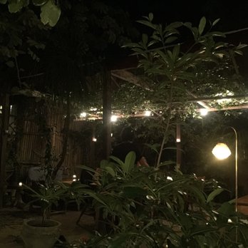 Cenzontle - Cool atmosphere... feels like you're eating in a secret garden - Mexican Near Me - Tulum, ROO Cenzontle - Cool atmosphere... feels like you're eating in a secret garden - Mexican Near Me - Tulum, ROO