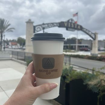 Ascend Coffee Roasters - Large vanilla cinnamon latte - Coffee Roasteries Near Me - Vista, California