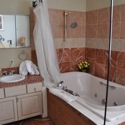 Steam Train Hotel - Jacuzzi