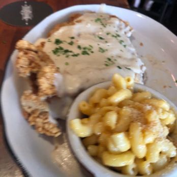 Moonshine Grill - Chicken fried steak with macaroni and cheese - Southern Near Me - Austin, Texas