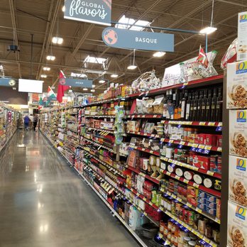 Albertsons - New Broadway location opened 7/20/`8 with spacious aisles and lots of choices on well stocked shelves - Grocery Near Me - Boise, Idaho Albertsons - New Broadway location opened 7/20/`8 with spacious aisles and lots of choices on well stocked shelves - Grocery Near Me - Boise, Idaho