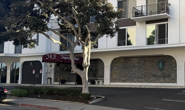 IMPERIAL STEAKHOUSE by null