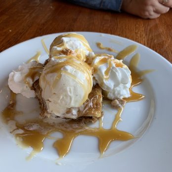 Stage Coach Grille - Apple Crisp Ala Mode! - Seafood Near Me - La Verkin, Utah Stage Coach Grille - Apple Crisp Ala Mode! - Seafood Near Me - La Verkin, Utah